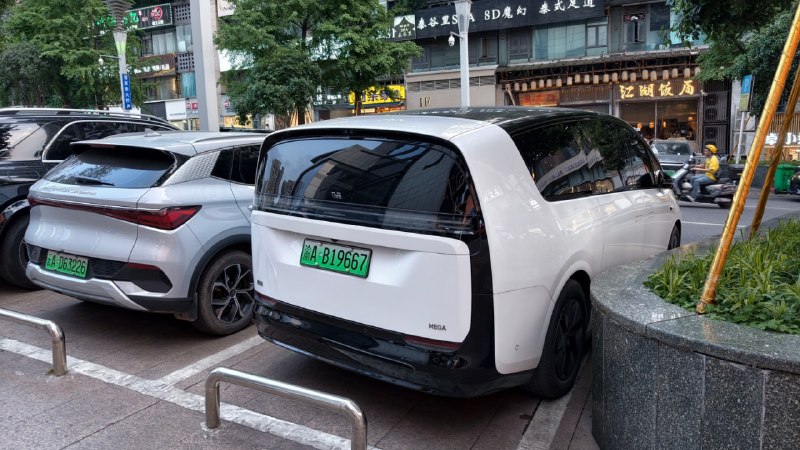 Автопром Китая в Чунцине: кто доминирует на дорогах