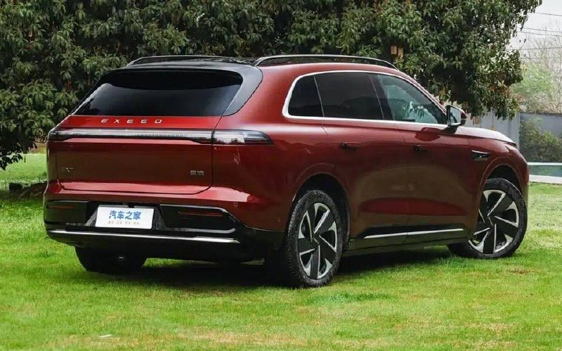 Chery показала премиальный кроссовер Exeed EX7: цена, характеристики и запас хода Chery показала премиальный кроссовер Exeed EX7: цена, характеристики и запас хода