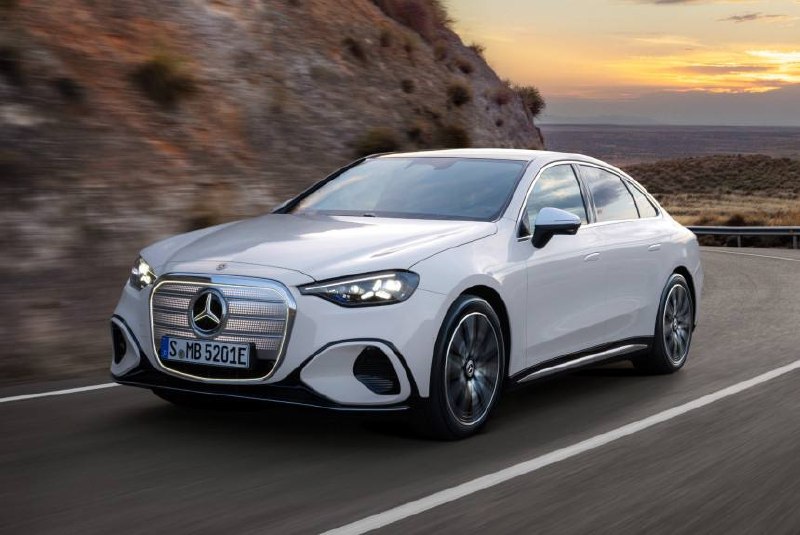 Mercedes-Benz представил C-класс electric и расширил линейку электромобилей Mercedes-Benz представил C-класс electric и расширил линейку электромобилей