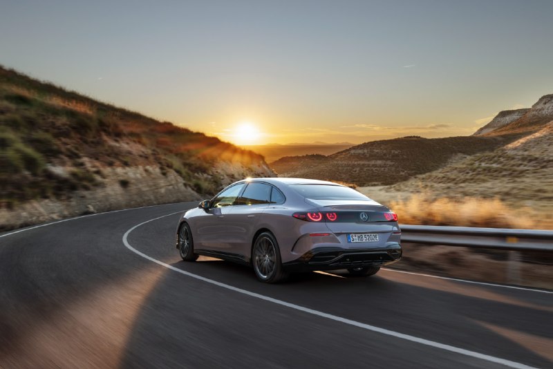 Mercedes представил полностью электрический C-Class: 490 л.с., 762 км и 800-вольтная зарядка