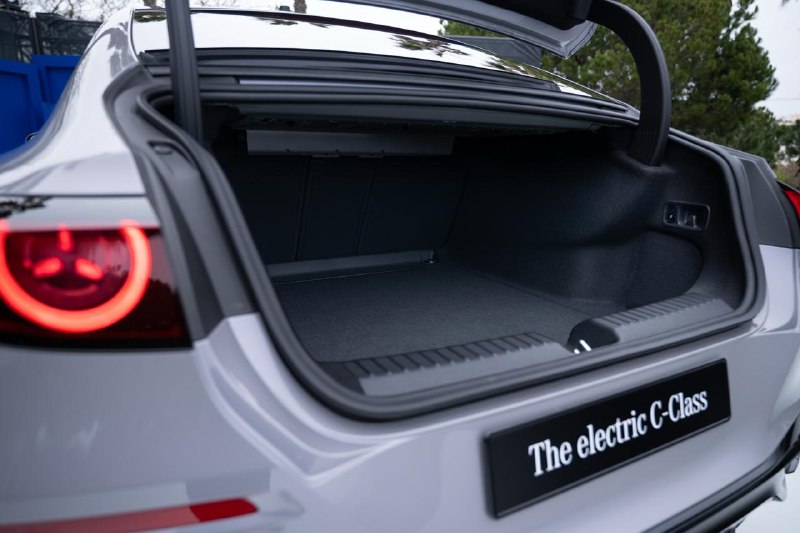Новый Mercedes-Benz C-класс Electric (W520): платформа, салон и характеристики Новый Mercedes-Benz C-класс Electric (W520): платформа, салон и характеристики