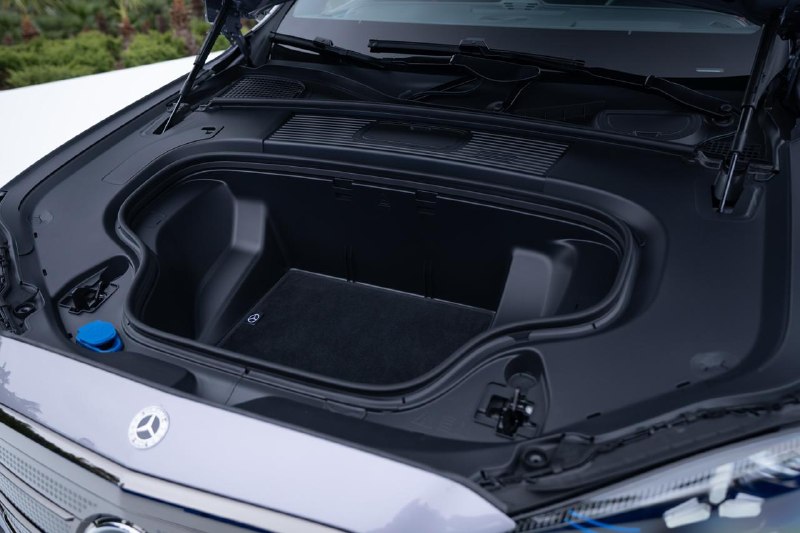 Новый Mercedes-Benz C-класс Electric (W520): платформа, салон и характеристики Новый Mercedes-Benz C-класс Electric (W520): платформа, салон и характеристики