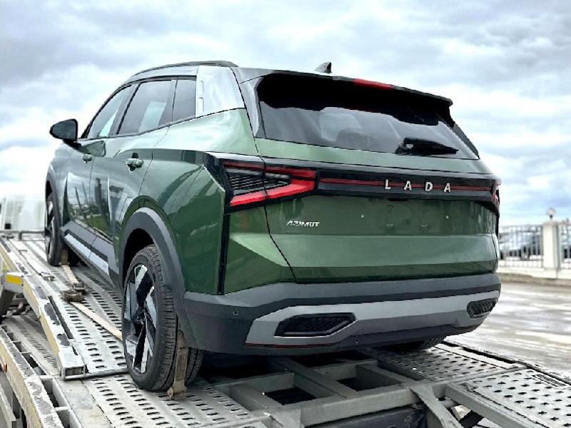 Новые цвета Lada Azimut: прототипы засняли в Тольятти Новые цвета Lada Azimut: прототипы засняли в Тольятти