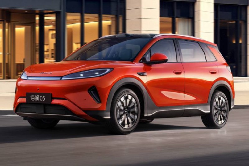 BYD Sealion 05: рестайлинг объединил гибрид и электрокар в едином стиле BYD Sealion 05: рестайлинг объединил гибрид и электрокар в едином стиле