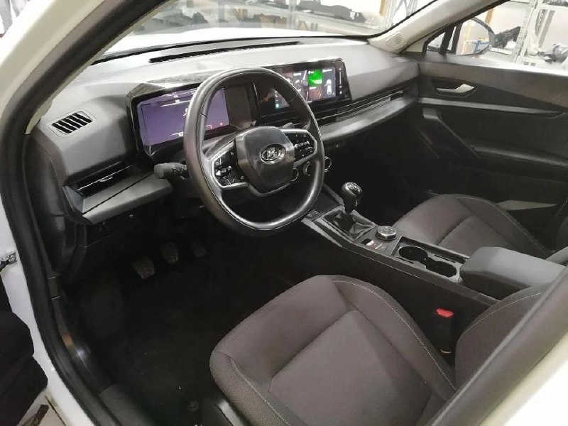 АвтоВАЗ выпустил первую партию Lada Azimut и анонсировал новый турбомотор