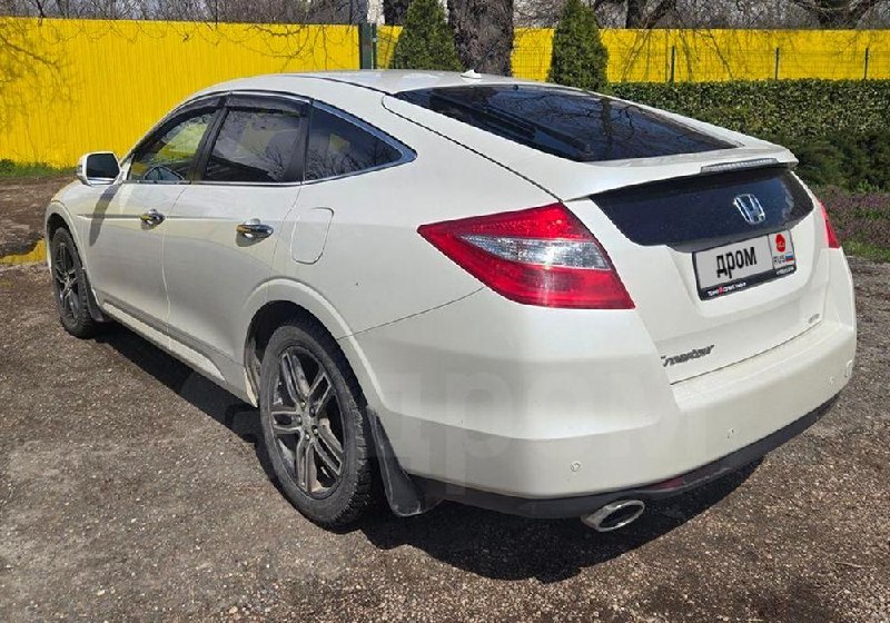 Honda Crosstour 2011: отзыв после трёх лет эксплуатации Honda Crosstour 2011: отзыв после трёх лет эксплуатации
