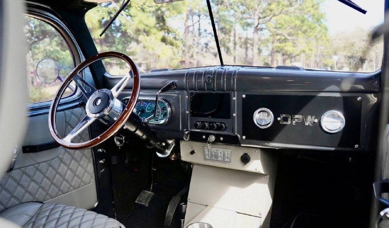 Dodge WC-53: как военный грузовик стал 700-сильным внедорожным монстром Dodge WC-53: как военный грузовик стал 700-сильным внедорожным монстром