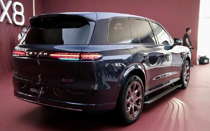 Voyah Taishan X8: 15 тысяч заказов за 53 минуты после старта предпродаж