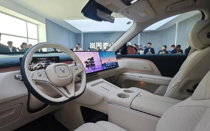 Voyah Taishan X8: 15 тысяч заказов за 53 минуты после старта предпродаж