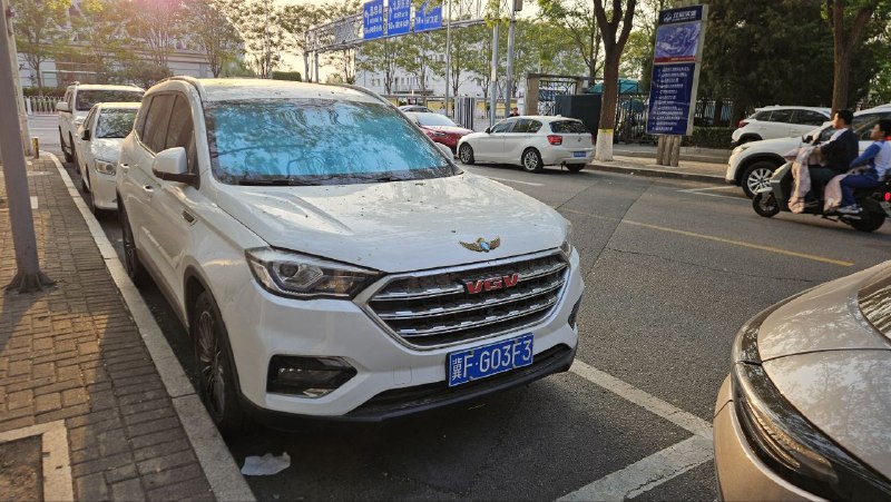 Пекин без суеты: опыт поездок на минивэнах и впечатления от китайского автотрафика Пекин без суеты: опыт поездок на минивэнах и впечатления от китайского автотрафика