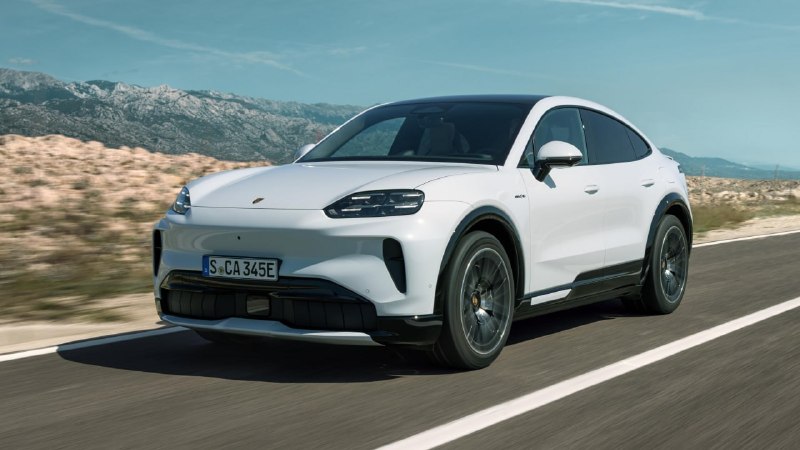 Электрический Porsche Cayenne Coupe представили на премьере в Пекине
