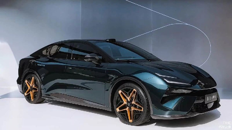 Pallade: новый бренд из бывшего Lifan представил седан P1 и кроссовер A1 Pallade: новый бренд из бывшего Lifan представил седан P1 и кроссовер A1
