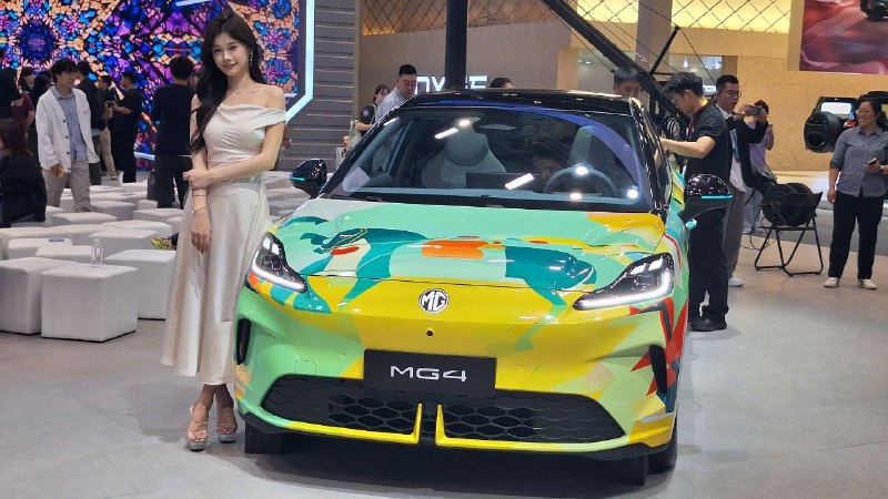 Красивые девушки на Auto China 2026: фото и впечатления Красивые девушки на Auto China 2026: фото и впечатления