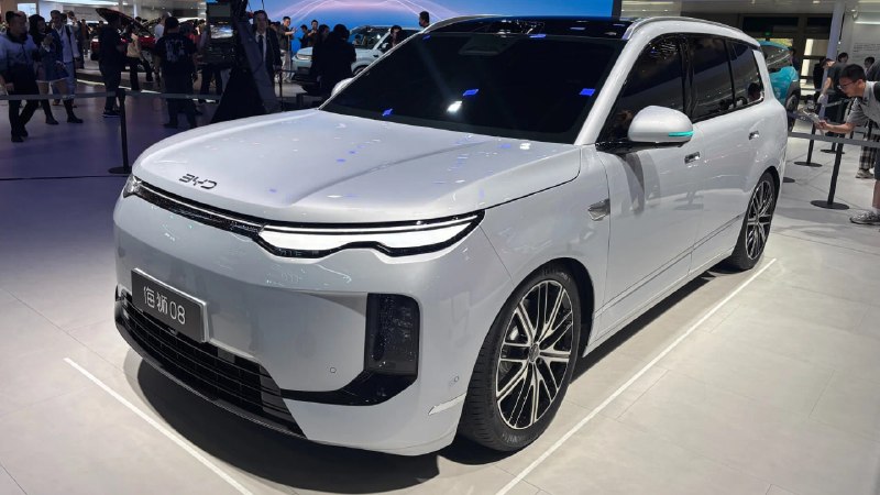BYD Sea Lion 08: флагманский электрокроссовер с «умной» подвеской