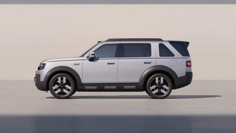 Серийный Freelander 8: Land Rover и Chery обещают электрический и гибридный кроссовер в 2026 году