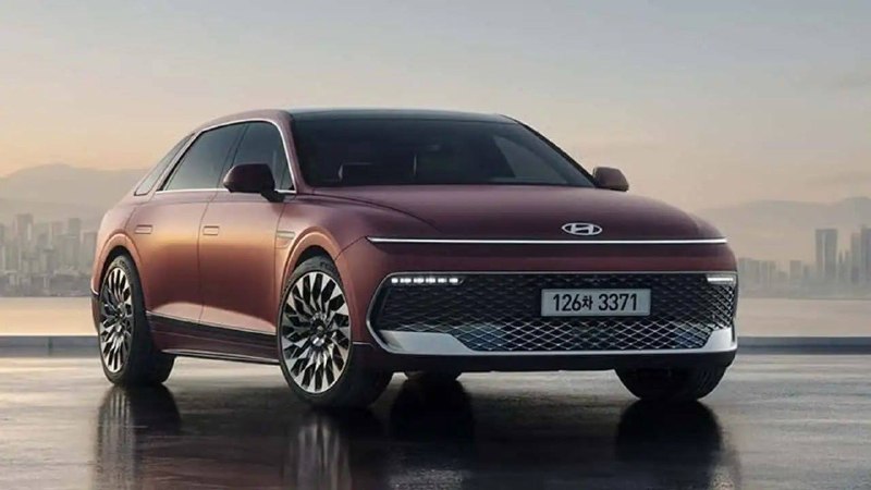 Обновлённый Hyundai Grandeur: новые фото и изменения в дизайне и салоне Обновлённый Hyundai Grandeur: новые фото и изменения в дизайне и салоне