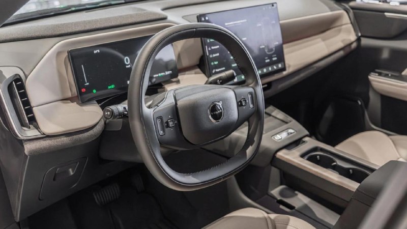 Volvo XC70: новый супергибридный кроссовер D-сегмента с 3 электромоторами Volvo XC70: новый супергибридный кроссовер D-сегмента с 3 электромоторами