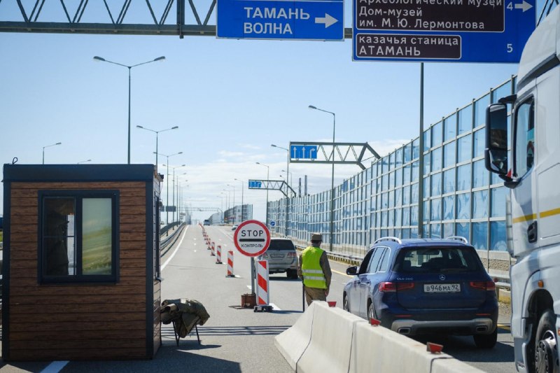 Новая схема движения на подходах к Крымскому мосту: распределение потоков и досмотр Новая схема движения на подходах к Крымскому мосту: распределение потоков и досмотр