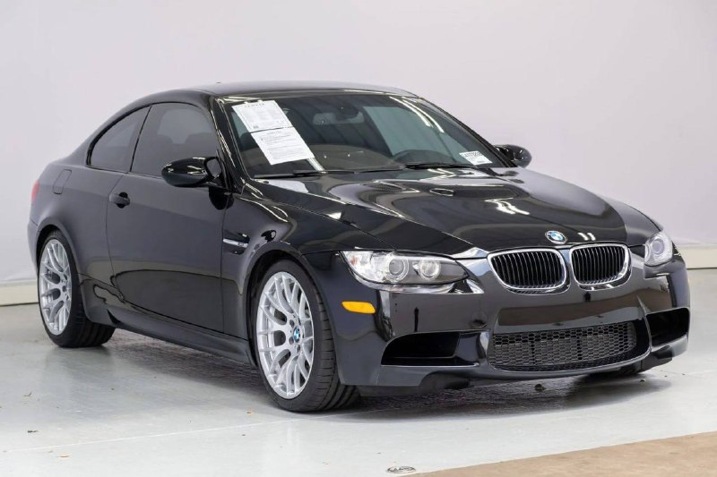 BMW M3 E92 2011 продали в США за рекордную цену BMW M3 E92 2011 продали в США за рекордную цену