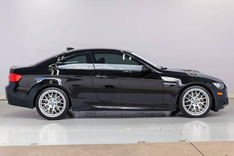 BMW M3 E92 2011 продали в США за рекордную цену BMW M3 E92 2011 продали в США за рекордную цену