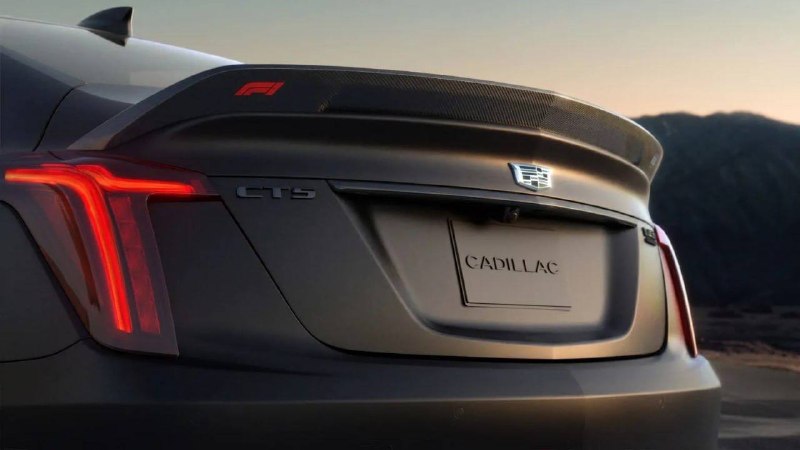 Cadillac CT5-V Blackwing F1: 695 л.с., механика и штучный тираж