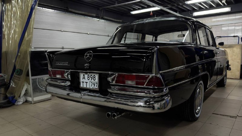 Редчайший Mercedes-Benz W112 300SE 1964 готовят к автопробегу Редчайший Mercedes-Benz W112 300SE 1964 готовят к автопробегу