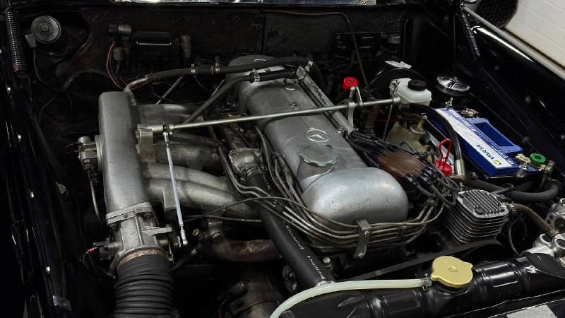 Редчайший Mercedes-Benz W112 300SE 1964 готовят к автопробегу Редчайший Mercedes-Benz W112 300SE 1964 готовят к автопробегу