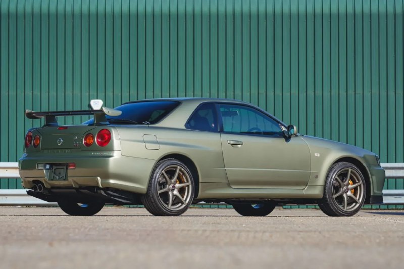 Пять Nissan Skyline GT-R R34 на аукционе: от 3 млн евро и редких версий Пять Nissan Skyline GT-R R34 на аукционе: от 3 млн евро и редких версий