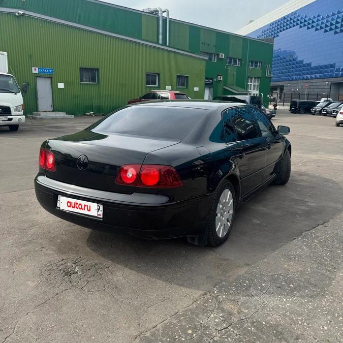 Volkswagen Phaeton Long: роскошный седан с полным приводом и пневмоподвеской за 1 000 000 ₽ Volkswagen Phaeton Long: роскошный седан с полным приводом и пневмоподвеской за 1 000 000 ₽