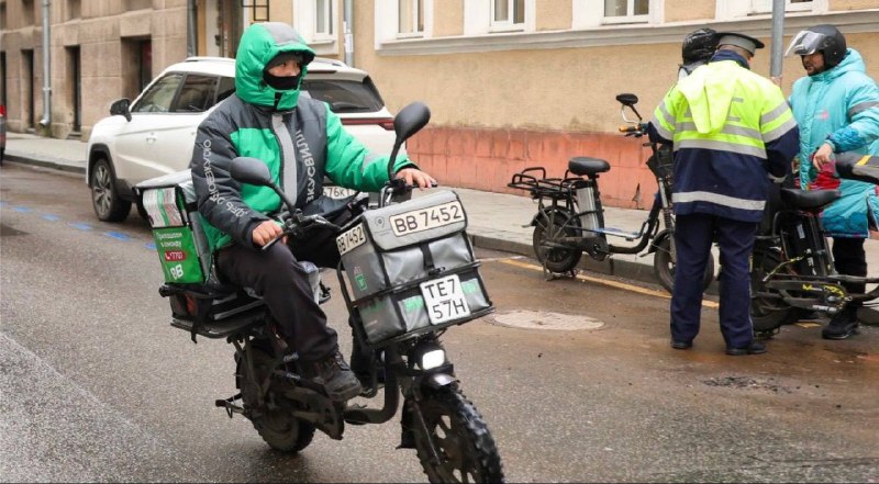 Столичный Дептранс ограничил доступ к заказам для курьеров