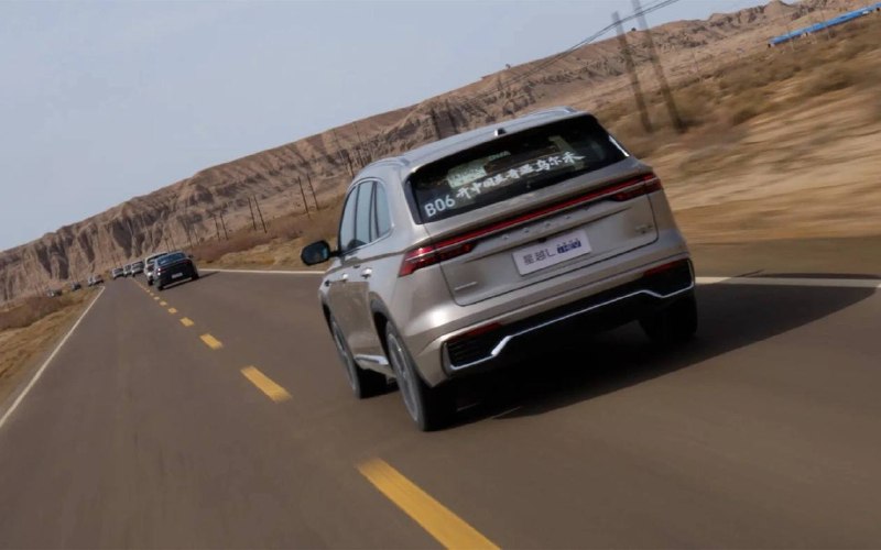 Geely Monjaro i-HEV: гибрид с расходом менее 5 л на 100 км Geely Monjaro i-HEV: гибрид с расходом менее 5 л на 100 км