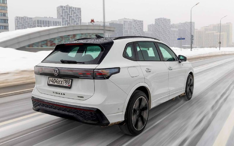 Volkswagen Tiguan R-Line из Китая: цена, растаможка и особенности модели Volkswagen Tiguan R-Line из Китая: цена, растаможка и особенности модели