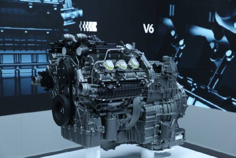 Geely представил гибридный V6 Horse W30 Geely представил гибридный V6 Horse W30