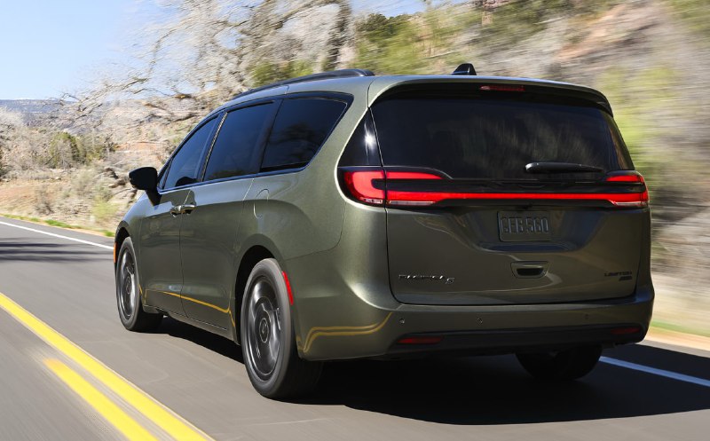 Chrysler снизил цены на обновлённый Pacifica 2026