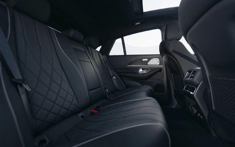 Mercedes-AMG обновил GLE 63 и GLS 63: мощный V8 и улучшенная подвеска Mercedes-AMG обновил GLE 63 и GLS 63: мощный V8 и улучшенная подвеска