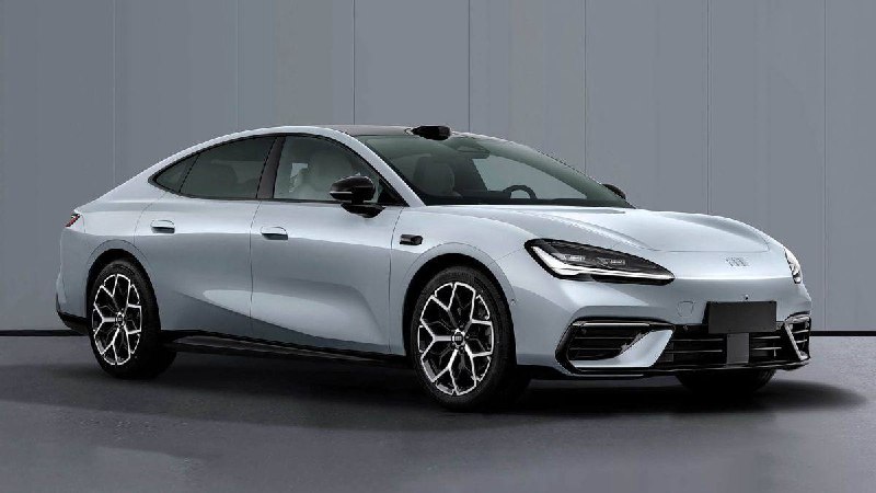 Geely Galaxy TT: новый электроседан с запасом хода до 725 км Geely Galaxy TT: новый электроседан с запасом хода до 725 км