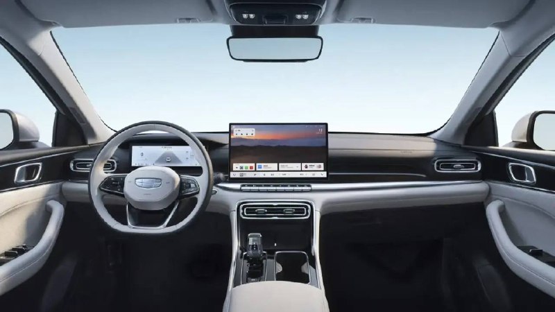 Экономичный рекордсмен: в Китае стартовали продажи гибрида Geely Emgrand i-HEV Экономичный рекордсмен: в Китае стартовали продажи гибрида Geely Emgrand i-HEV