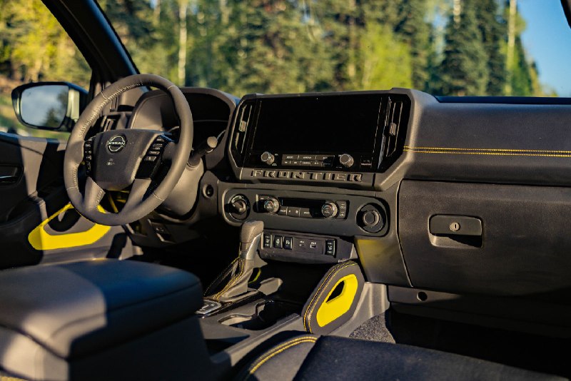Nissan представил пикап Frontier 2027 модельного года Nissan представил пикап Frontier 2027 модельного года