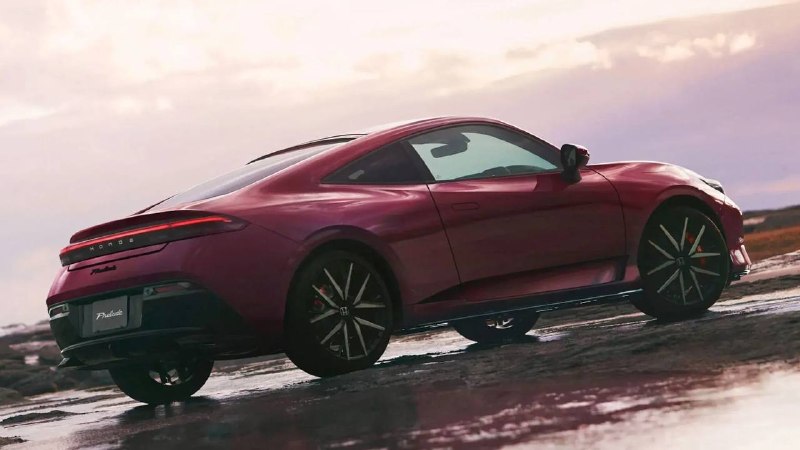 Honda Prelude: лимитированная версия в гранатовом цвете за 2,9 млн рублей Honda Prelude: лимитированная версия в гранатовом цвете за 2,9 млн рублей