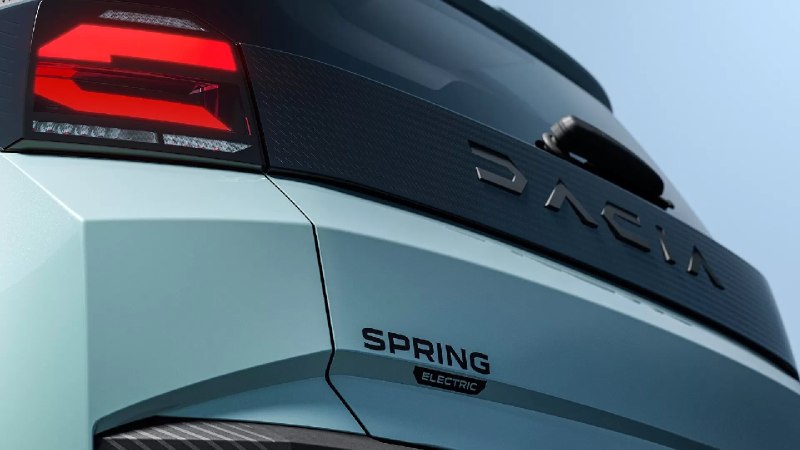 Dacia представила тизеры нового электромобиля Spring второго поколения Dacia представила тизеры нового электромобиля Spring второго поколения