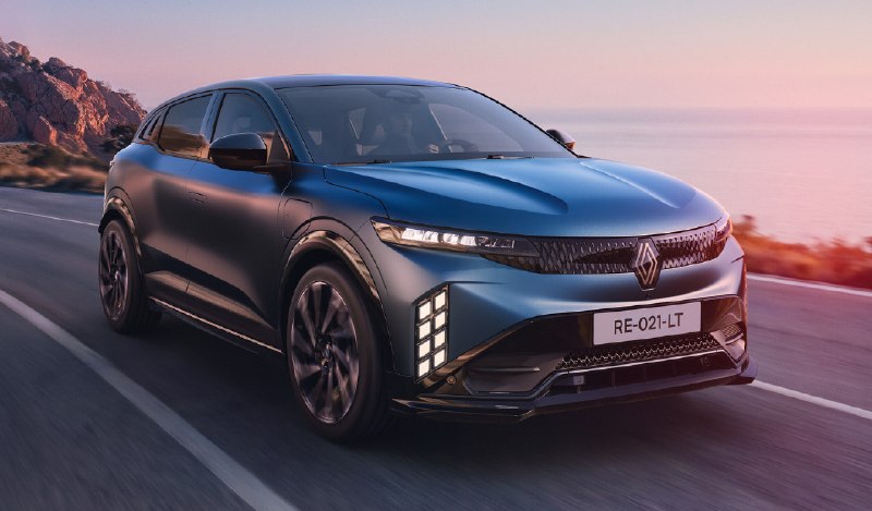 Обновлённый Renault Megane E-Tech: увеличен запас хода до 500 км