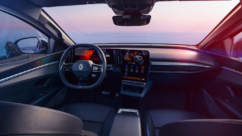 Обновлённый Renault Megane E-Tech: увеличен запас хода до 500 км