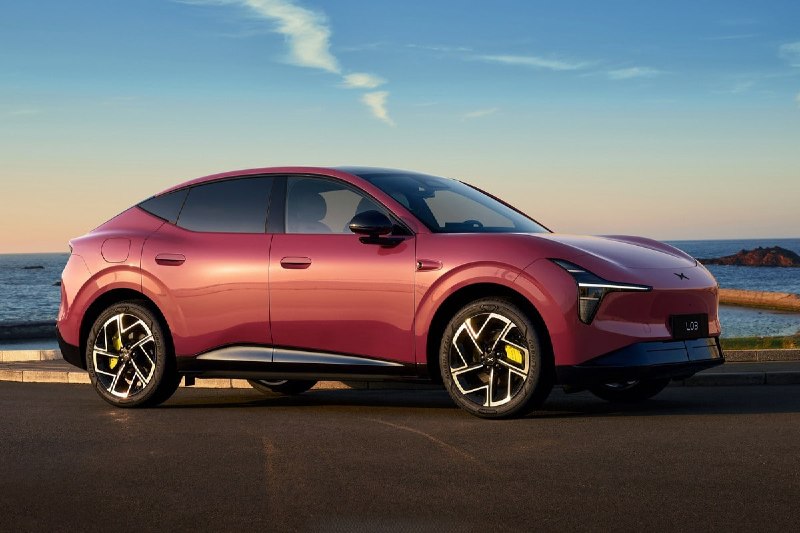 Китайский фастбэк Xpeng Mona L03: стиль Ferrari по цене Lada Vesta Китайский фастбэк Xpeng Mona L03: стиль Ferrari по цене Lada Vesta