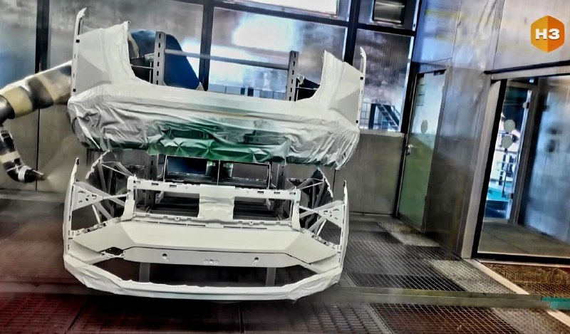 АВТОВАЗ начал выпуск бамперов для кроссовера LADA Azimut АВТОВАЗ начал выпуск бамперов для кроссовера LADA Azimut