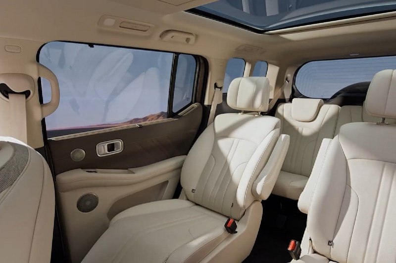 Haval показал салон нового флагмана H10 Haval показал салон нового флагмана H10