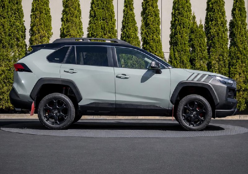 Toyota выпустила заводской комплект офроуд-тюнинга для RAV4 прошлого поколения Toyota выпустила заводской комплект офроуд-тюнинга для RAV4 прошлого поколения