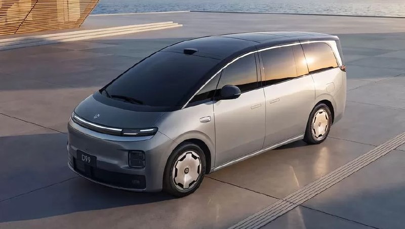 Leapmotor начал продажи нового минивэна D99 в Китае Leapmotor начал продажи нового минивэна D99 в Китае
