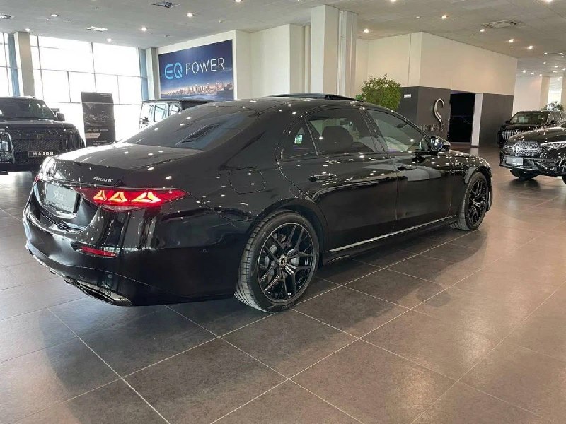 В Москве начали продавать обновлённый Mercedes-Benz S-класса В Москве начали продавать обновлённый Mercedes-Benz S-класса