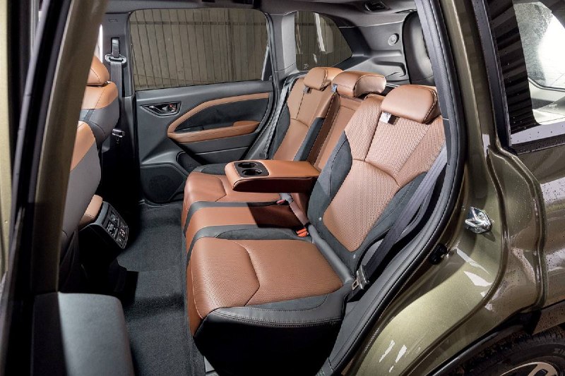Subaru Forester 2024: олдскул в мире гибридов Subaru Forester 2024: олдскул в мире гибридов