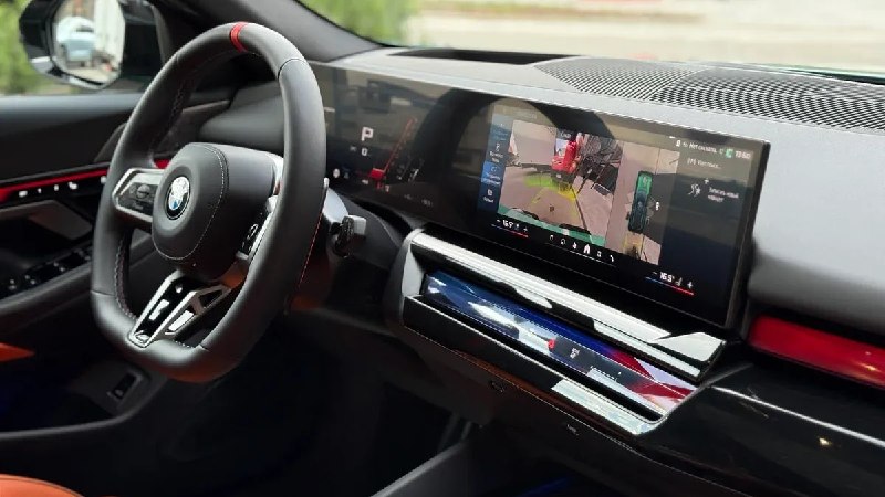 Эксклюзивный BMW M5 Touring 2025 года продается в Москве за 21,7 млн рублей Эксклюзивный BMW M5 Touring 2025 года продается в Москве за 21,7 млн рублей